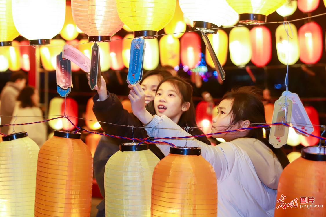 民俗欢腾迎元宵