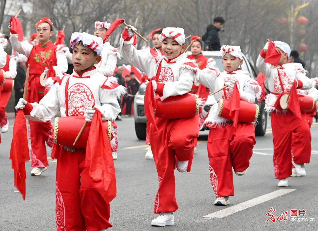 民俗欢腾迎元宵