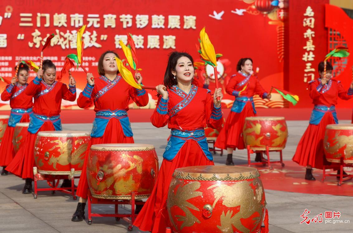 民俗闹元宵 欢乐庆团圆