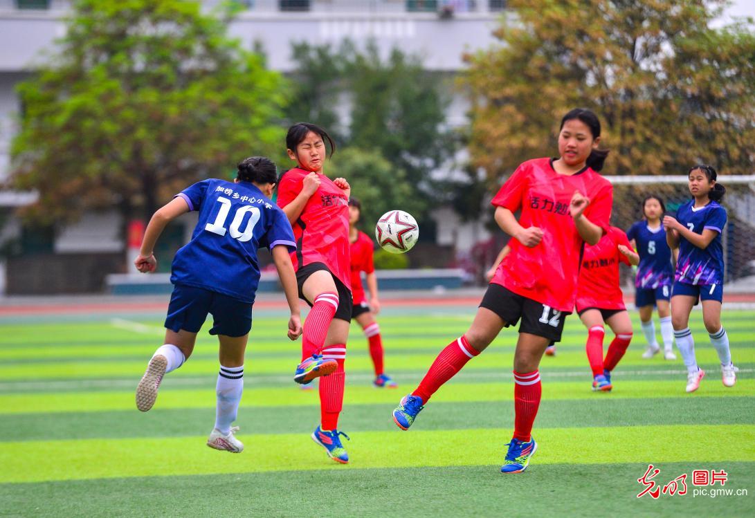 “校超”燃动校园