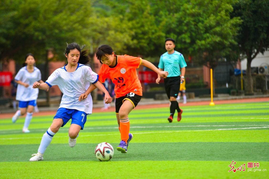 “校超”燃动校园