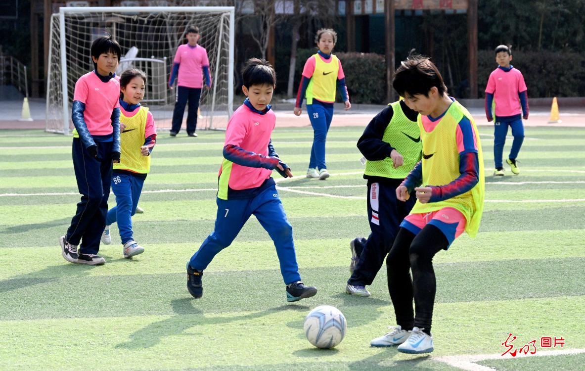 健康伴成长 活力满校园