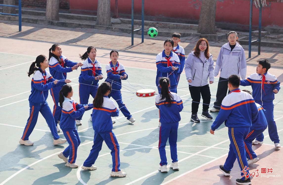 “体心双育”暖成长