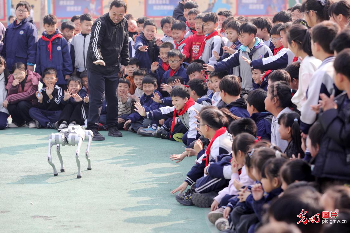 科普大篷车进校园