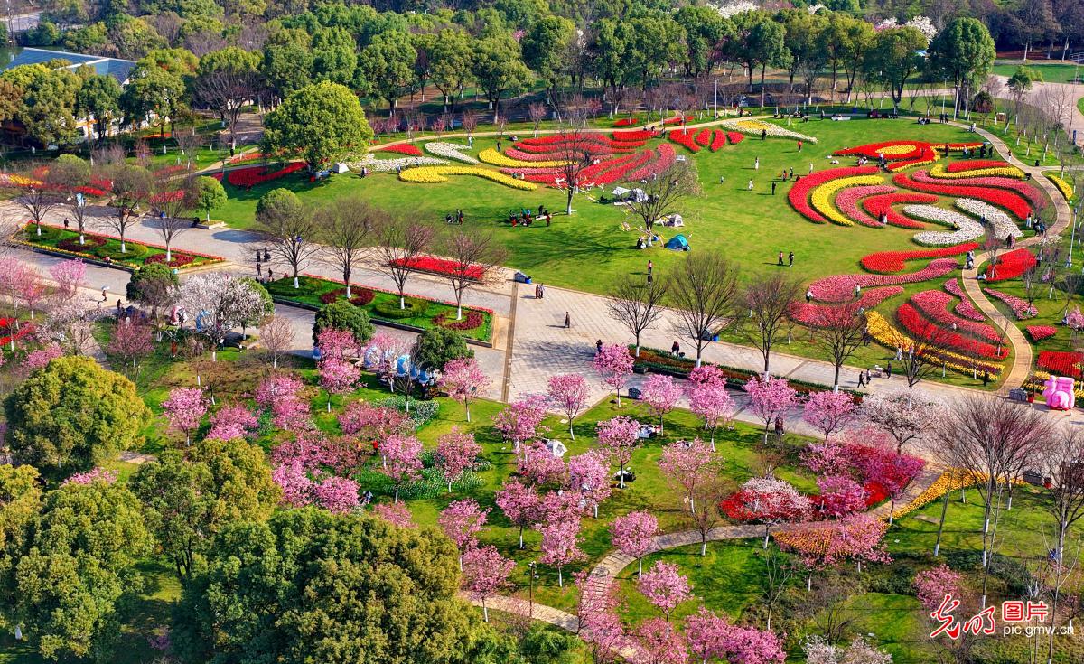 春日乡村风光好 农旅融合助振兴