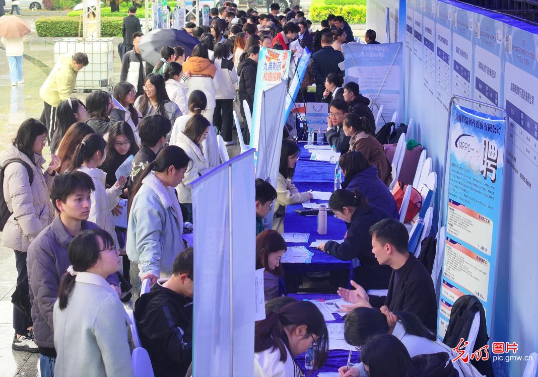 3月30日-4月5日光明图片一周见报作品精选 3月30日-4月5日光明图片一周见报作品精选