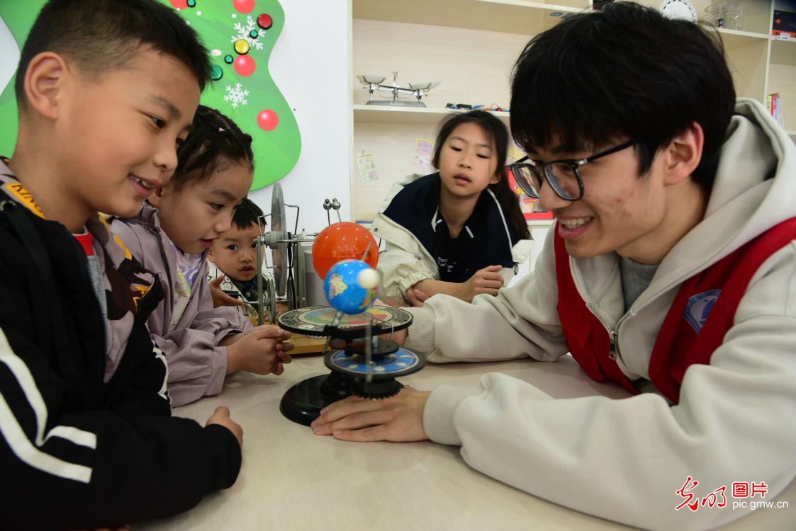 科普馆里乐享春假