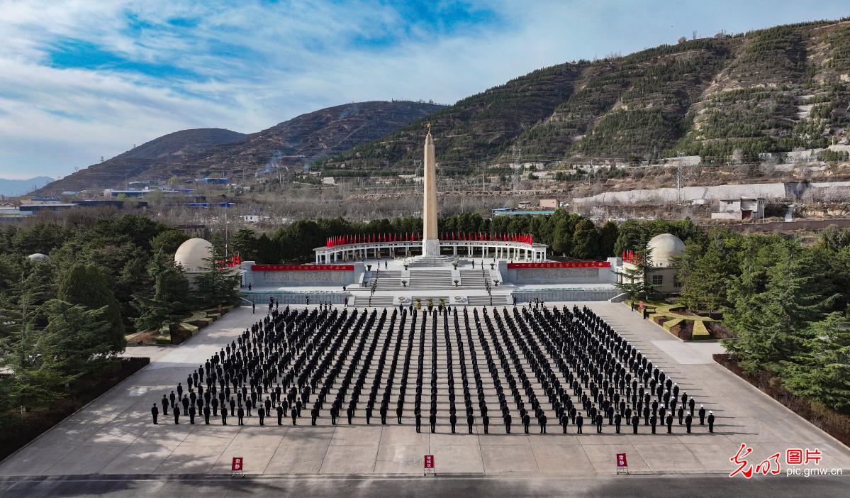 清明寄哀思 英烈永铭记