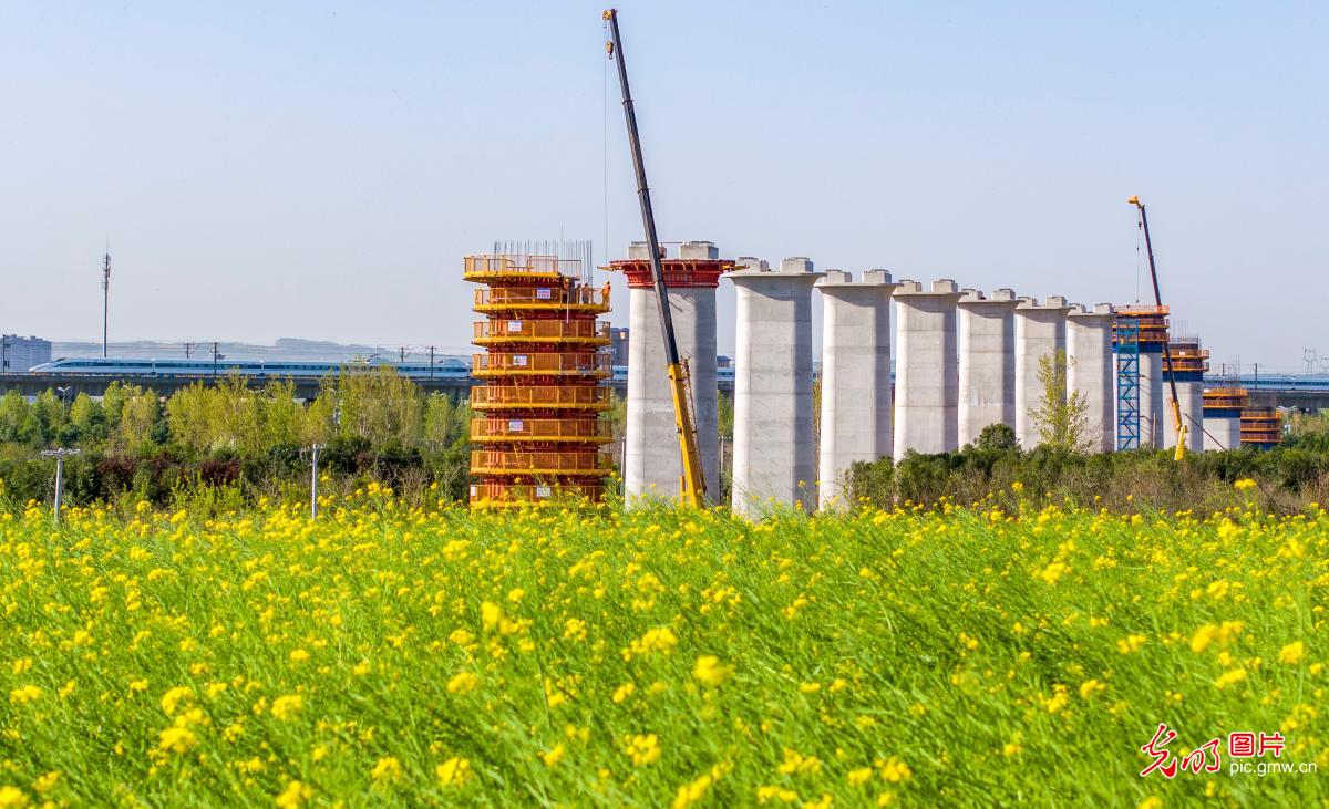 坚守岗位度假期