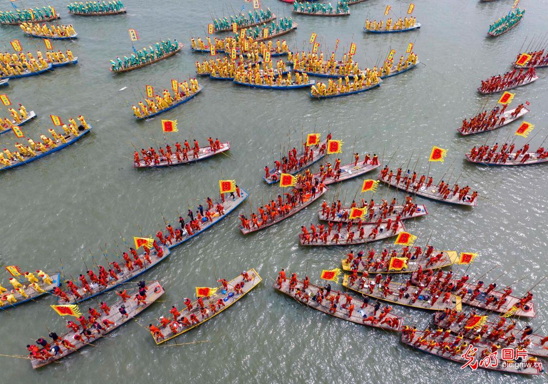 溱潼会船甲天下 溱潼会船甲天下