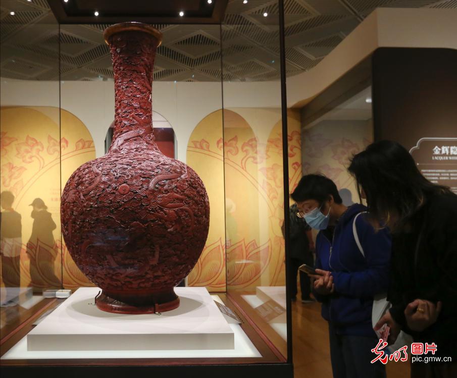 “大漆三章”宋元明清髹饰艺术引观众驻足