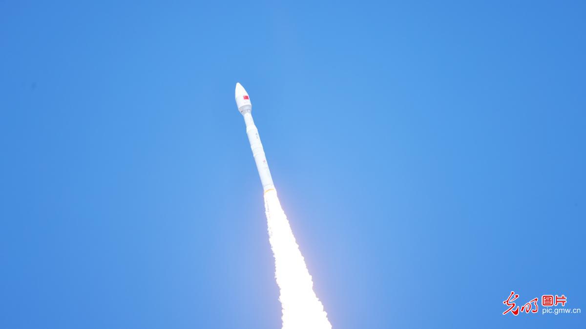 一箭八星！我国成功发射吉星高分07A02星等卫星