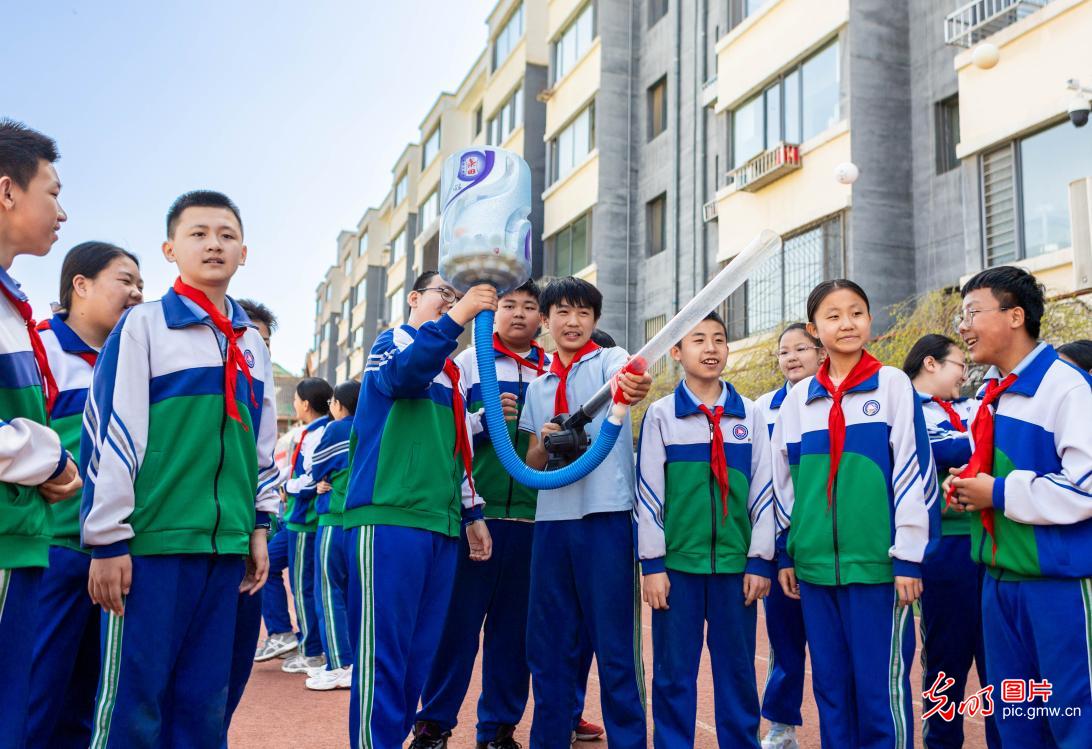 校园科技节 点燃科创梦