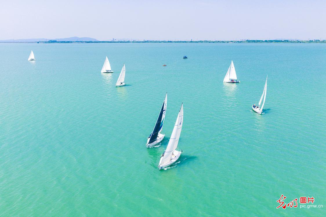 扬帆竞技东太湖