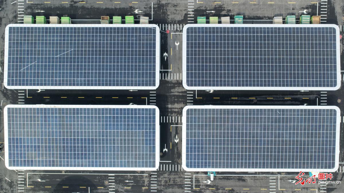 综合补能枢纽 助力绿色出行