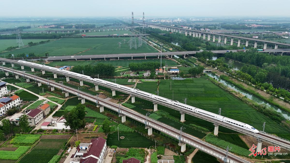 铁路“五一”假期运输今日启动 预计发送旅客1.58亿人次