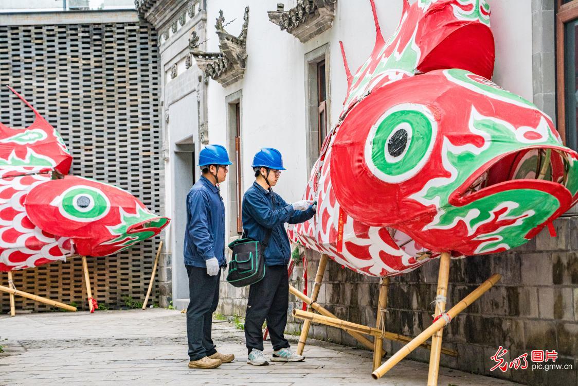 多地筑牢安全防线 全力护航假期出行