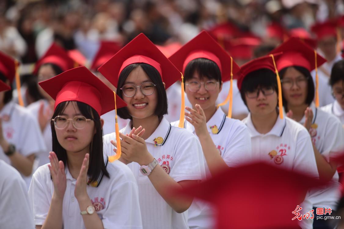 青春逢盛世 奋斗正当时