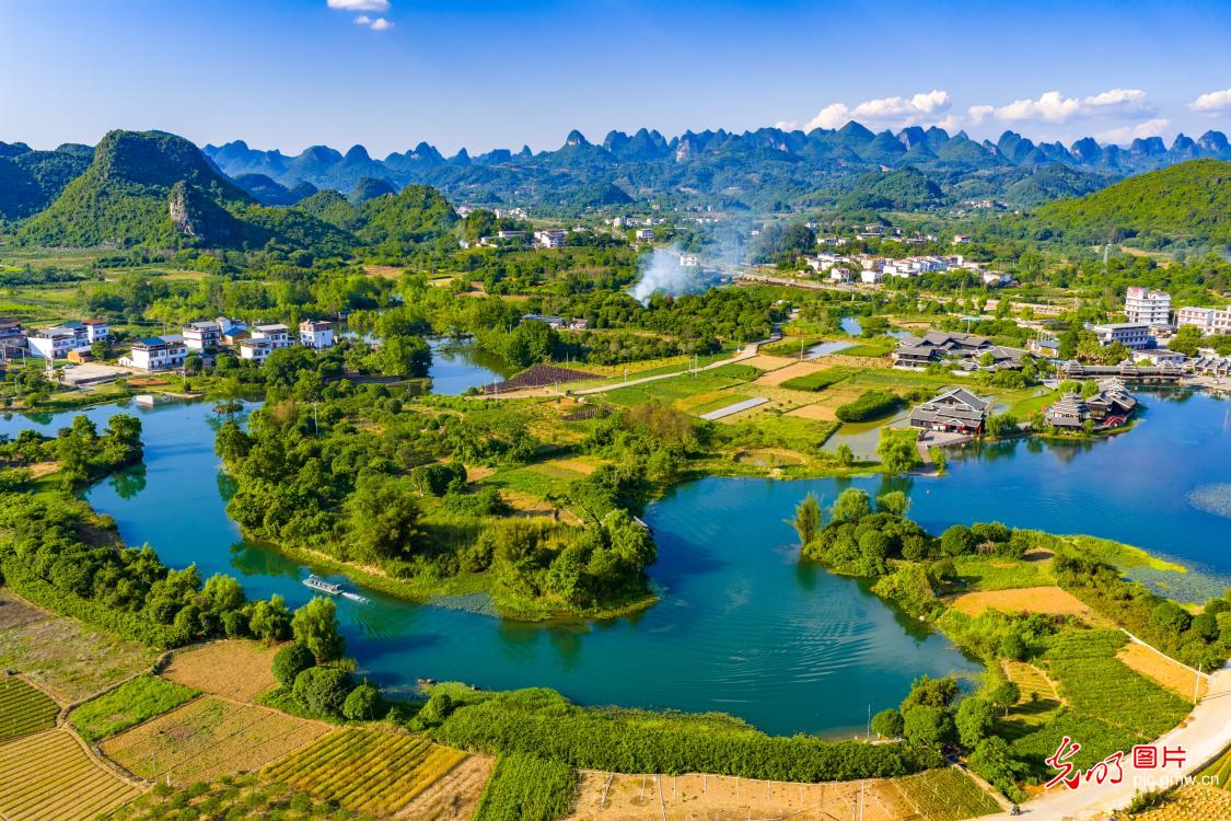 夏日燕子湖夏景