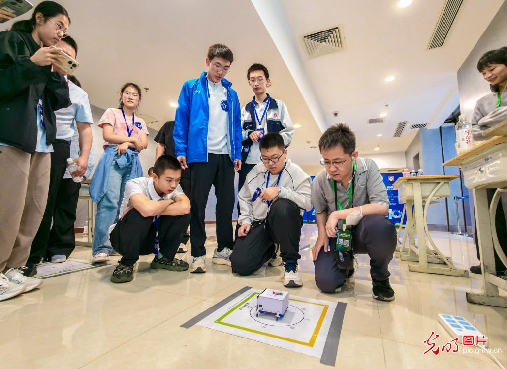第40届内蒙古自治区青少年科技创新大赛决赛在呼和浩特举行