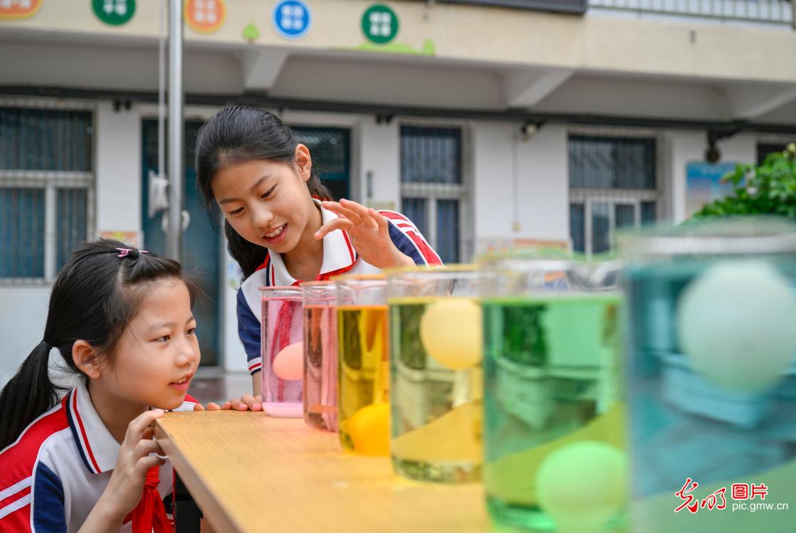 科技大篷车点亮少年科学梦想