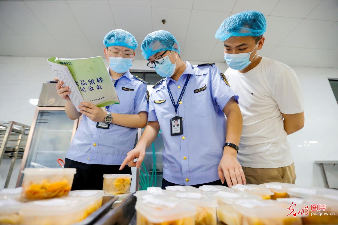 多类监管机制守护校园用餐安全