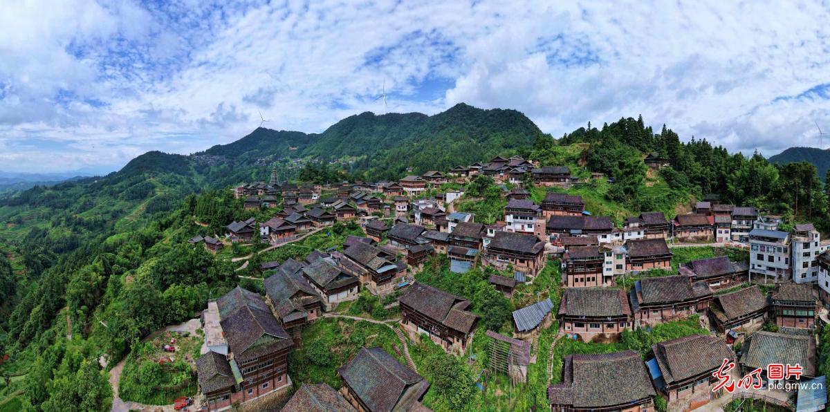 青山环侗寨 古村藏清韵