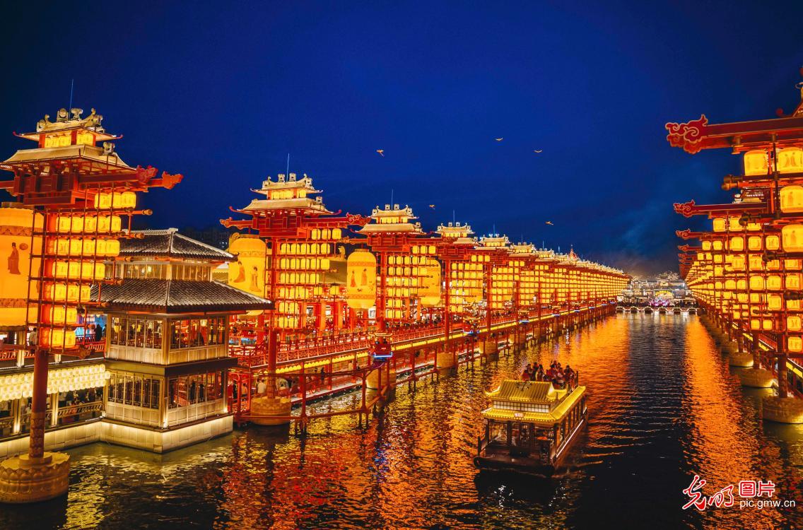 景区人气攀升赋能文旅经济发展