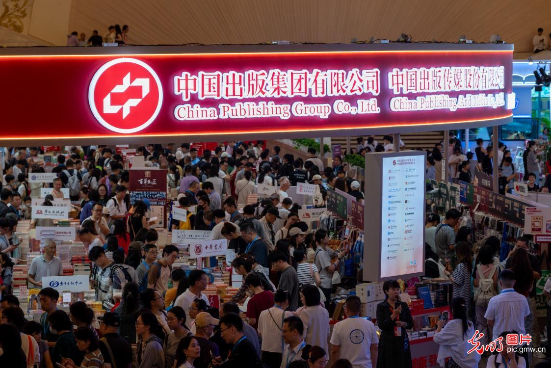 图集|2026上海书展开幕 图集|2026上海书展开幕