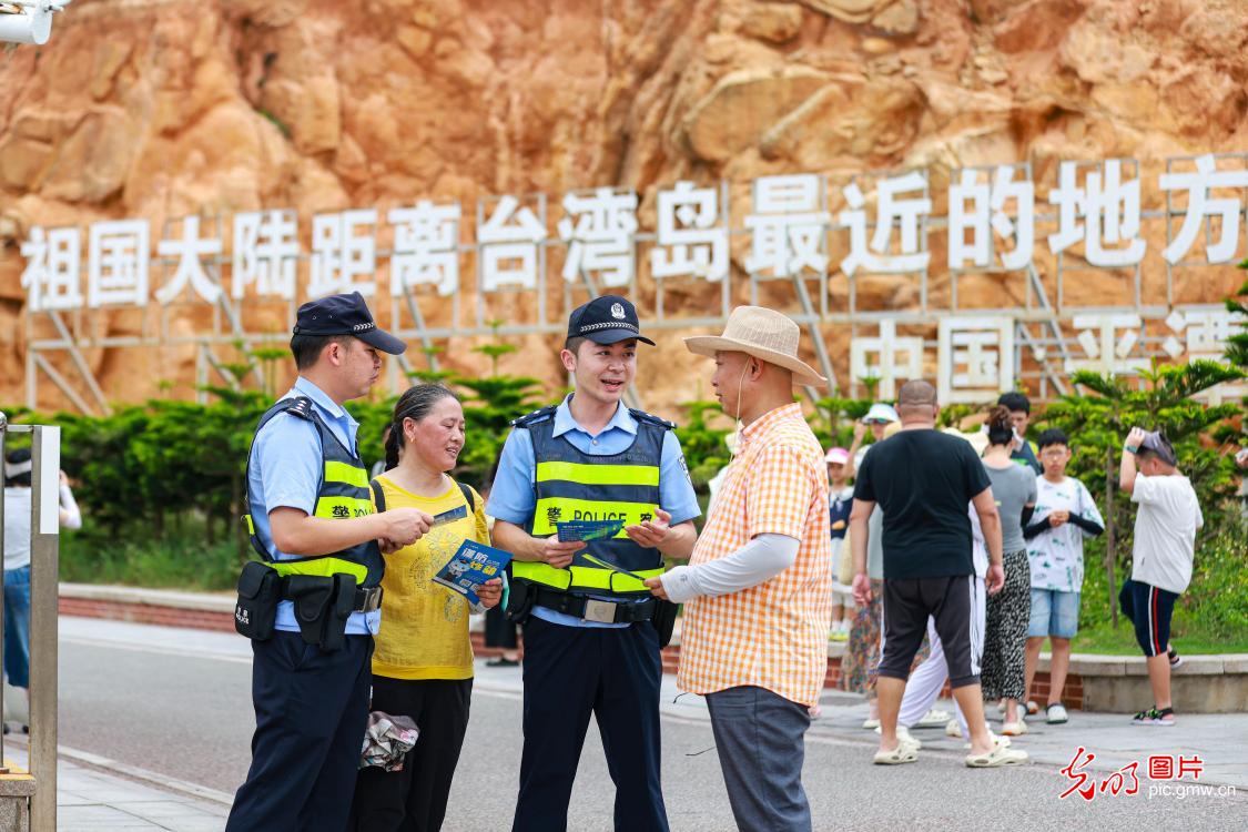 听民声 唠家常 话安防
