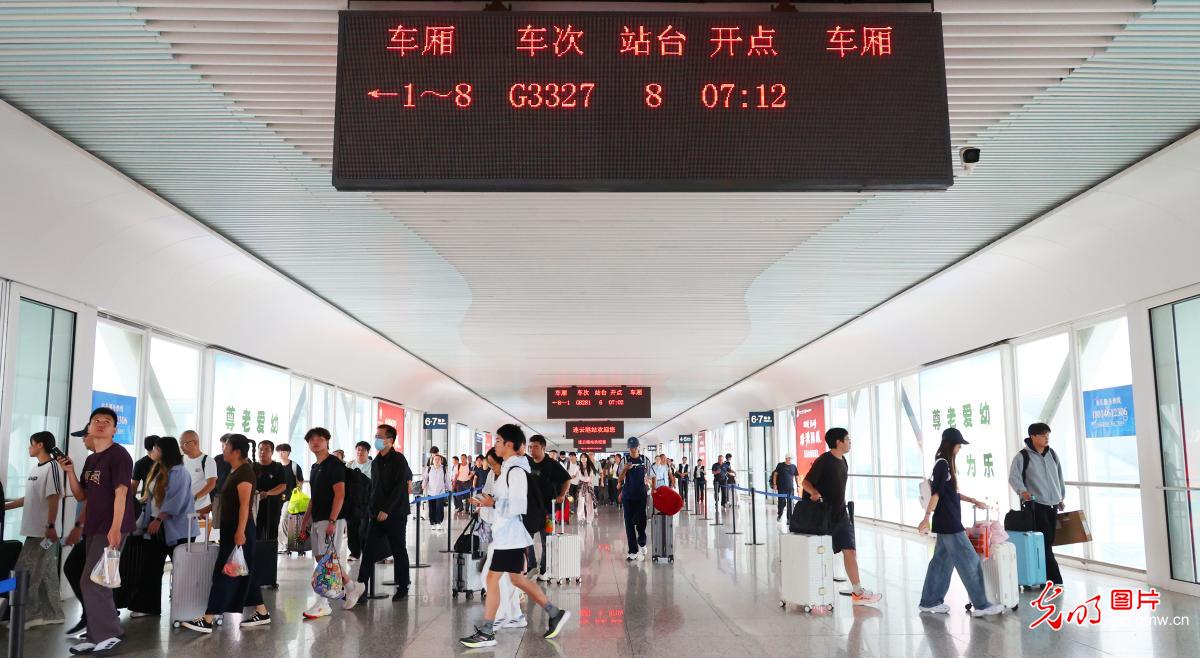 2026年全国铁路暑运结束 出行保障平稳有序 2026年全国铁路暑运结束 出行保障平稳有序