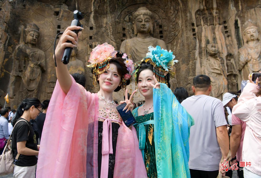 中秋假期文旅热 多元休闲乐享假日时光